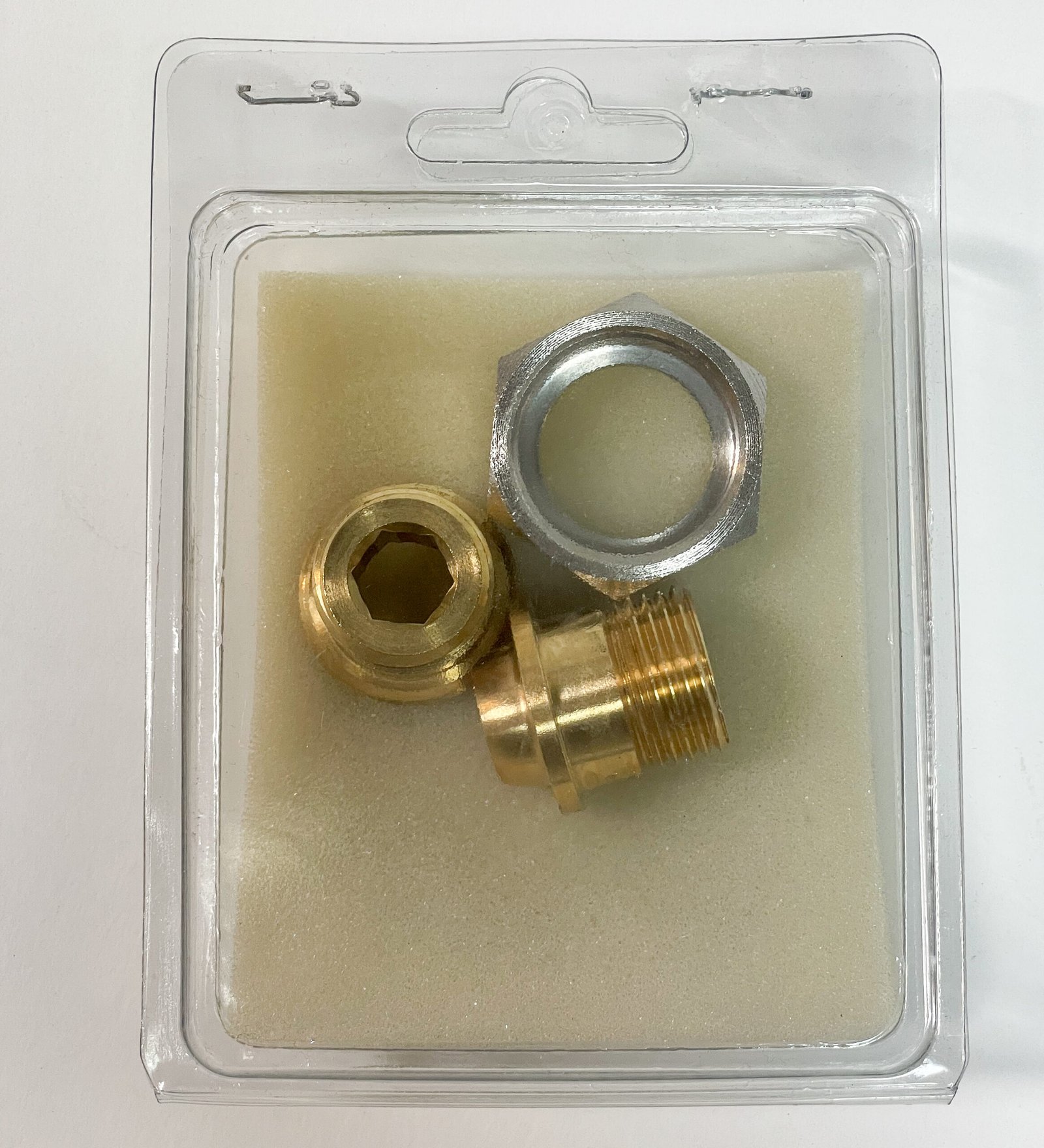 SATA LIITIN 0/400 EROTTIMEEN